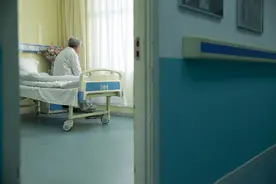 不管穷和富，生病住院不要告诉别人，有3个原因值得深思图片