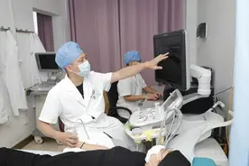 肝癌“敲门”时：身体或会亮起5个“红灯”，希望你能提早发现！图片