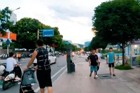 女子100万巨款存银行，5年后银行却不认账，银行：你只存了一块钱图片