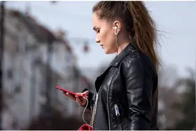 苹果已禁用俄罗斯运营商手机用户支付功能，目前只有MTS和Beeline手机用户可用图片