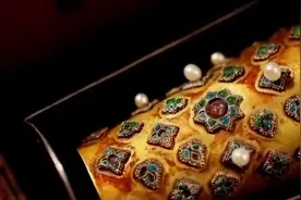 甘肃农民偶然挖出宝匣，1300年前武则天命人埋下，成为国宝级文物图片