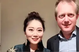 河南女孩远嫁非洲，婚后才发现丈夫住在富人区，如今生活的怎样？图片