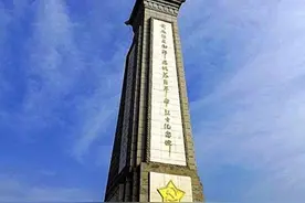 开国少将去部队探亲，不料竟遭哨兵拦截，闹出一个“乌龙”图片