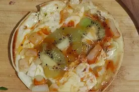 你为什么把菜倒在桌子上？图片