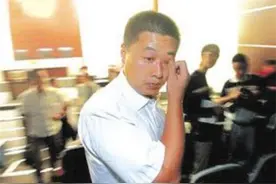 16年前南京彭宇案，彭宇到底撞了老太太没有？到底是谁在撒谎？图片