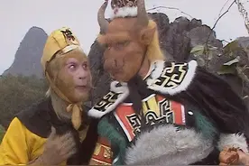 孙悟空能和牛魔王打平，为何却打不过红孩儿？你看猪八戒说过什么图片