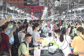 上万名瑞丽翡翠主播回归开卖“最贵地摊货”！有人上月工资拿了75万元……图片