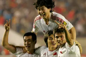 中国00后崛起！邵佳一7场5胜，3年助2队挺进正赛，激动握拳怒吼图片