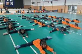 小学生俯卧撑版《本草纲目》，网友看呆了图片