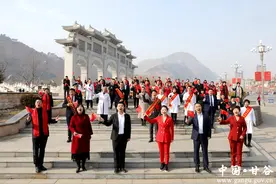 甘谷：百人传唱《领航》同心共诉衷情图片