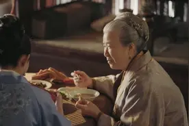 《少年天子》，孟古青想用金碗吃饭真的过分吗？是奢侈还是规矩？图片