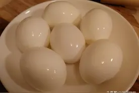 如何煮出完美"水煮蛋"？只需记住这几步，不会做饭也能学会图片