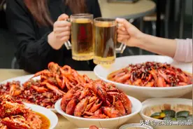 现在才知道！原来这些啤酒是“伪国产”，每年卖10亿瓶却是外国货图片