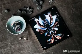 心系天下三星W23双旗舰强势登场 再次定义高端折叠屏手机新标杆图片