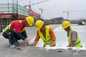 宜宾：铆足干劲忙施工 项目建设“加速跑”图片