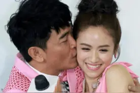 60岁吴宗宪采访调侃女儿胸，还曾当众强吻揩油，场面不忍直视！图片