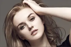 她是乌克兰美女中的代表人物，长相甜美，演技比古力娜扎还好图片