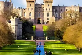 英语词汇测评 - 替代VERY的形容词 Words to use instead of VERY图片