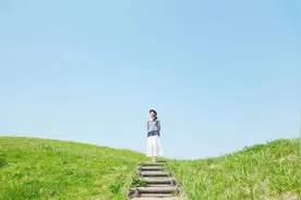 从你的鞋，看出你一生图片