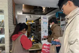 济南韵达快递现状探访：多家门店正常营业，也有代收点两天没收件了，快递员：降薪后决定另谋出路图片