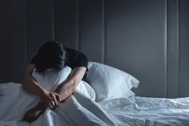 总是凌晨2、3点醒过来，可能与这3个疾病有关，如何才能睡好觉？图片