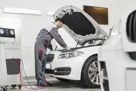 山东济南：员工在工作期间给顾客造成财产损失，赔偿由谁承担？图片