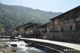 农村俗语：“门前路有情，入住享安宁”，“有情”指的是什么呢？图片