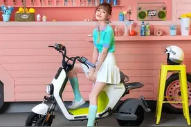 线上下单，门店提车，电动车告别土LOW，在天猫实现年轻化图片