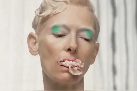 “女王”蒂尔达·斯文顿《Numero》封面大片，静憩漫舞如梦似幻图片