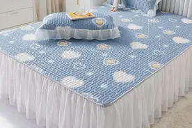 新式“乳胶凉席”一出，竹凉席过时了，整洁美观，太机智了图片