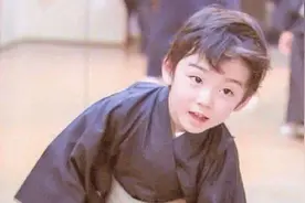 日本第一美男贵公子近照幻灭，长大如毁容，你们霓虹有抹油刀吗？图片