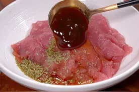 这样做的冬瓜肉片汤，汤鲜味美，老少皆宜，真的太适合这个...图片