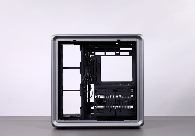 预算3.3W的顶配海景房主机：9800X3D+5090D星曜NOX+乔思伯BO400
