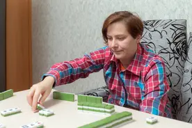 爱打麻将的张嫂「乡土小说」王安朝图片