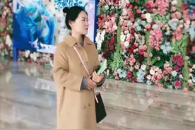 2015年，河南教师辞职说“世界那么大，我想去看看”，如今怎样了图片