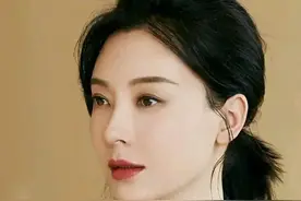 年纪越大越有韵味的5位中年女星：比年轻时更有魅力，衣品不俗图片