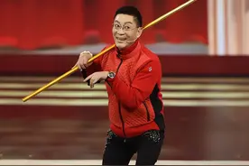 老艺术家六小龄童的堕落史，和他背后的“财富密码”图片