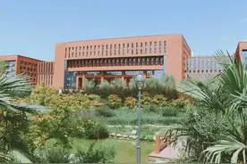 末流985高校与顶尖211高校 我们应该如何选择？图片