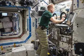 在这个神奇的实验室，地球上的法则不再适用图片