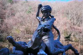 1975年，湖北一19岁少女徒手打死巨豹，人生改写，晚年却悔不当初图片