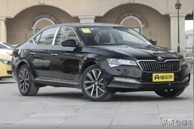 新车 | 售价19.49万元，新款斯柯达速派顶配版实拍，换新发动机图片