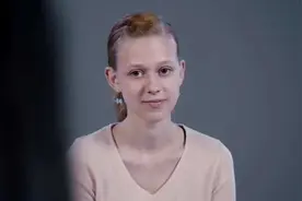 揭露社交平台上的儿童性剥削者的纪录片图片