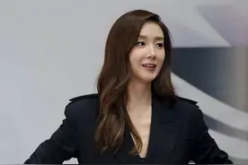 韩国4大“鲜肉精”女星！崔智友、韩艺瑟独爱牛郎图片