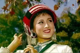 永远的阿诗玛杨丽坤去世23年，她的丈夫和双胞胎儿子现在如何了？图片