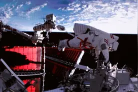 中国宇航员太空行走，美媒又破防了：没通知美国，太不透明图片