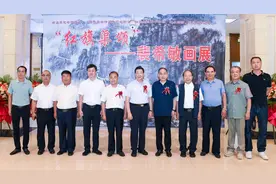 “红旗渠颂”——裴希敏画展在山西美术馆开展图片