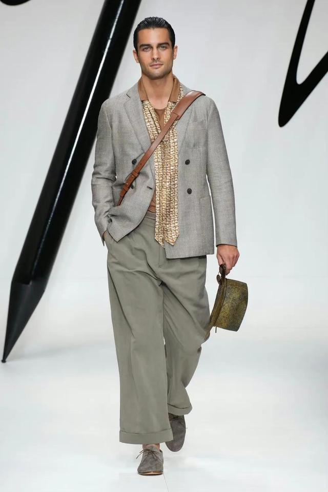 Giorgio Armani 2024������װϵ��