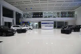 4S店的新车库存放在哪里？对新车有什么影响吗？说出来别不信图片