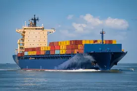 丈夫月收入4万，全交给妻子，20年后一分不剩，2017年起诉离婚图片