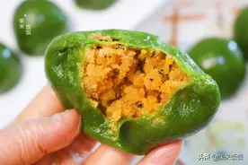 清明节吃青团，两种馅料做法，软糯不塌馅，个个好吃图片